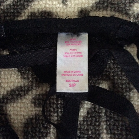 White Saki Thong Pink & Blank Print Size S - Picture 3 of 3